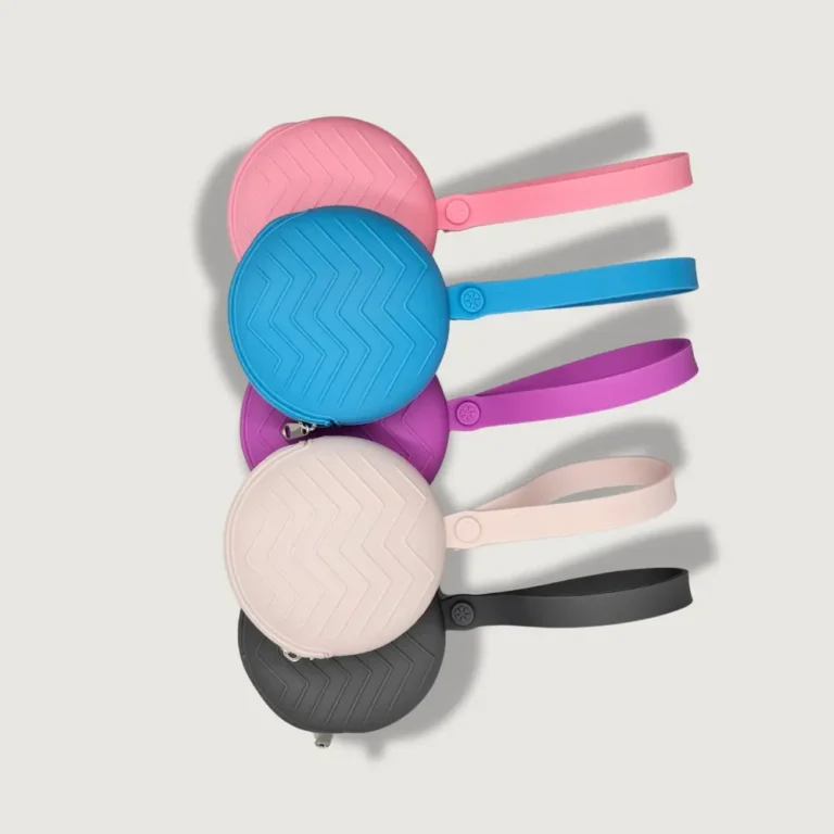 Colorful round pouches with zigzag pattern